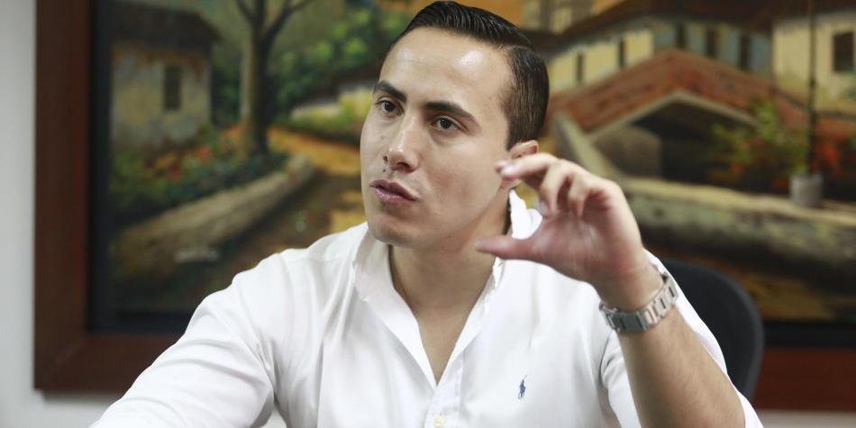 Atacar el narcotráfico se debe enfocar el gobierno para que haya seguridad Así lo indica Richard Aguilar, candidato al Senado por Cambio Radical.