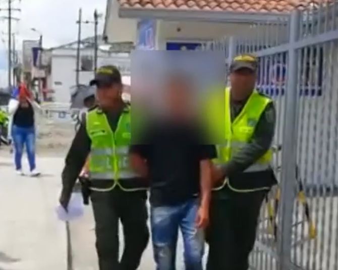 Adolescente llevaba entre sus pertenencias un arma de fuego, Policia Cauca Captura