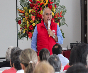 Los debates: un burdo engaño a los electores de congresistas recién elegidos, del cual se habla de renunciar para ser Gobernador