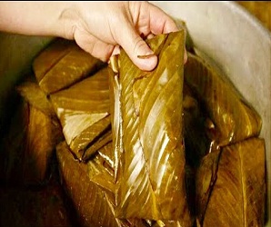 Se habla en Corrillos del Parque Caldas “Los Tamales Se Calientan”