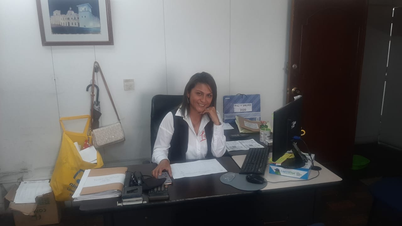 ALUMBRADO PÚBLICO UNA EMPRESA QUE PIENSA EN SUS CLIENTES