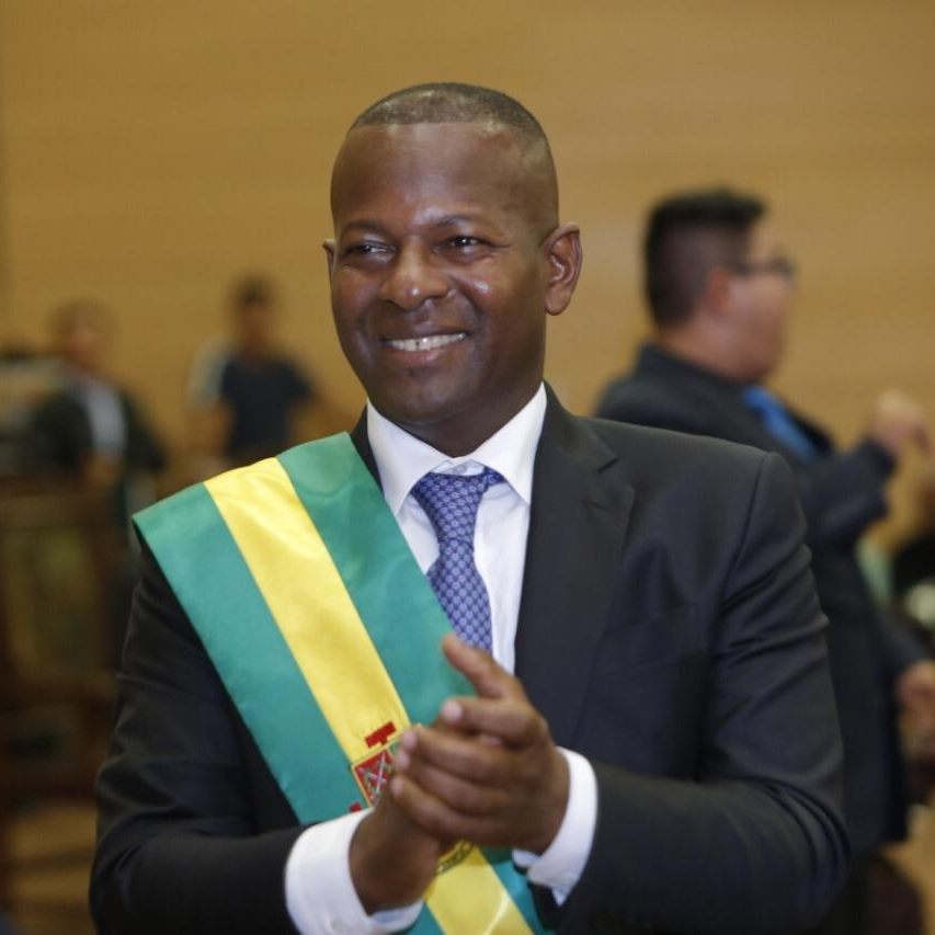 Cada Hora que Pasa Vemos las Grandes Equivocaciones que Comete un Gobierno Departamental  del que Todos Abusan.