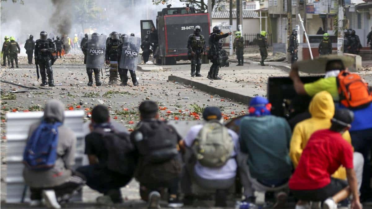 Si los Jóvenes Entendieran que sus Votos tienen más Poder que una Protesta Indefinida