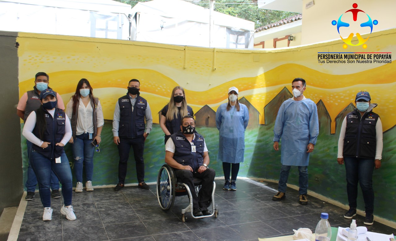 Con estos bonos, los beneficiarios podrán adquirir alimentos como cárnicos, frutas y verduras. 