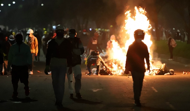 Existen pruebas que relacionarían al ELN con actos vandálicos y bloqueos en protestas