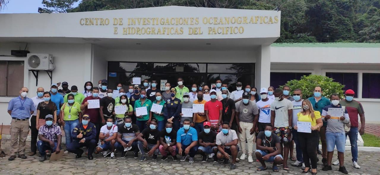 Gremio marítimo, turístico y hotelero de Tumaco se capacita en el marco de la temporada de avistamiento de ballenas