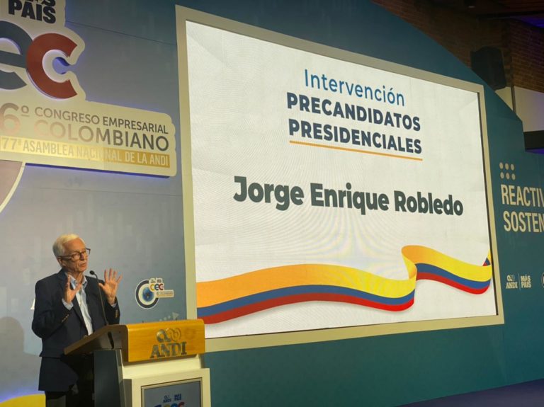 Por un acuerdo nacional para corregir el rumbo