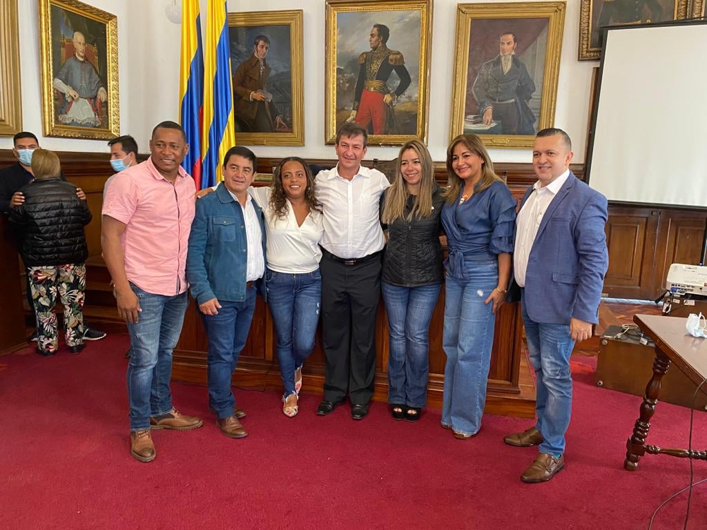 FABER MUÑOZ GANA PRESIDENCIA DEL CONCEJO PARA COLOCAR A FAMILIARES Y AMIGOS EN LA ADMINISTRACION MUNICIPAL A LABORAR