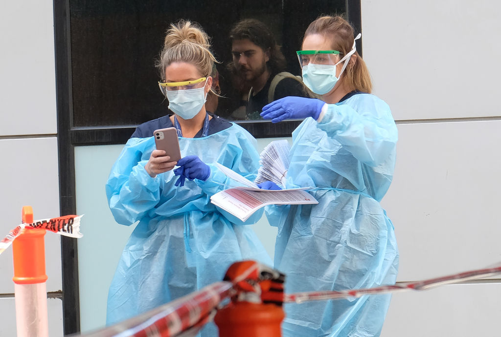 Avanza Europa hacia la quinta ola por covid