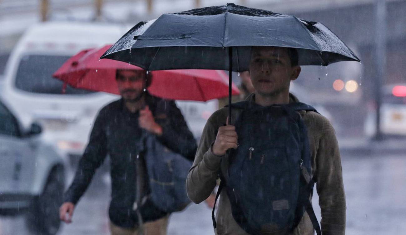 La Unidad Nacional para la Gestión del Riesgo de Desastres confirmó que se mantienen activas la alerta roja, naranja y amarilla en más de 600 municipios