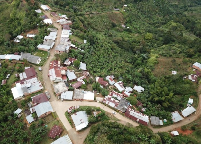 Cuando el Pueblo subsiste entre la Violencia, el Hambre y la Pobreza.