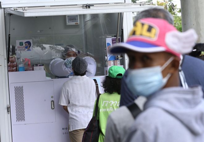 El aumento de las Fiestas Populares crea un “Tsunami de Casos” por Coronavirus , Asegura nuevamente encierro en 2022