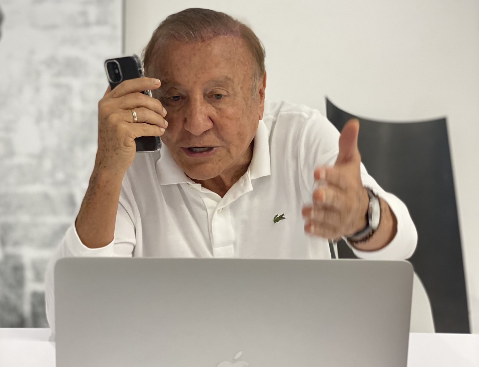 Rodolfo Hernández : ﻿ ﻿ Política – Local  “Estoy listo para llegar a un acuerdo con el Eln”