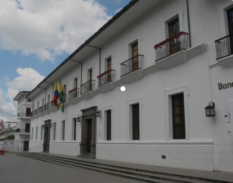 PALACIO DEPARTAMENTAL, SIN SENADOR Y SI EL PUEBLO ES INTELIGENTE SIN REPRESENTANTES QUE LOS SIGAN ATROPELLANDO POR SU EMPLEO