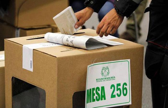 Temerarias Sindicaciones y hasta Invitaciones a Revueltas, Manifestaciones y Protestas Revolucionarias hacen militantes de aquellos que hacen Un Pacto