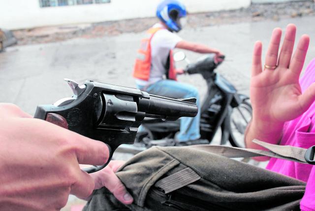 La inseguridad está desbordada en Bogotá, donde cada hora se producen robos y atracos que la han convertido en la ciudad más peligrosa del mundo