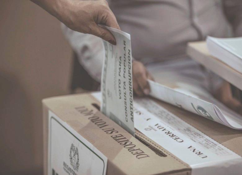 Un total de 972.764 colombianos radicados fuera del país ya pueden acudir a las urnas para elegir al próximo presidente y vicepresidente de Colombia.