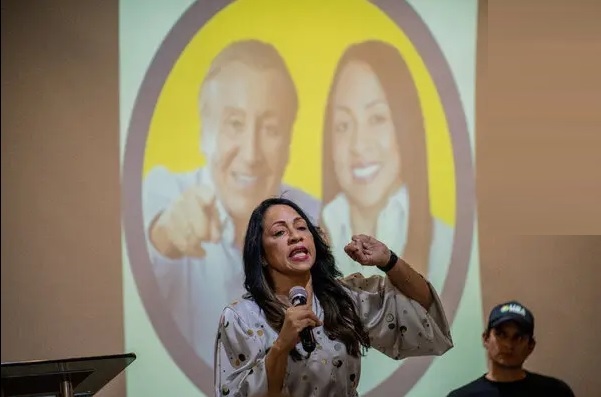 Acepta la curul en la Cámara Vice de Rodolfo