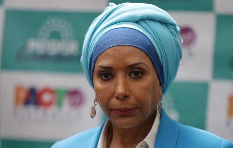Nuevamente Piedad Córdoba, senadora del Pacto Histórico es noticia, ya que tomó posesión desde la Clínica del Rosario de Medellín