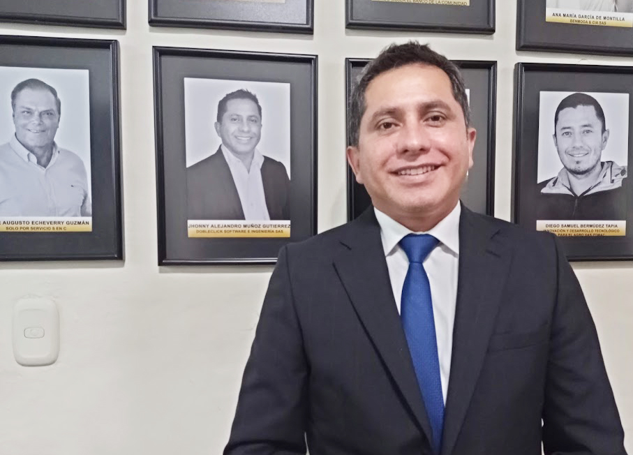 “El municipio de Timbio, Cauca, con un Click demostrara que puede decidir ahora si quiere ser libre o prefiere seguir como hasta aquí, sometido a un cacicato familiar.