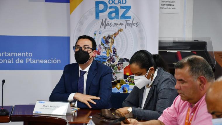 Ha costado $48 billones Implementación de acuerdos con las Farc y a los desplazados por ellos aun no les cumplen