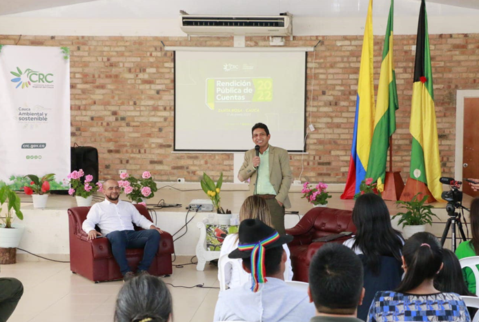 En el municipio de Santa Rosa la CRC rindió cuentas a los caucanos.