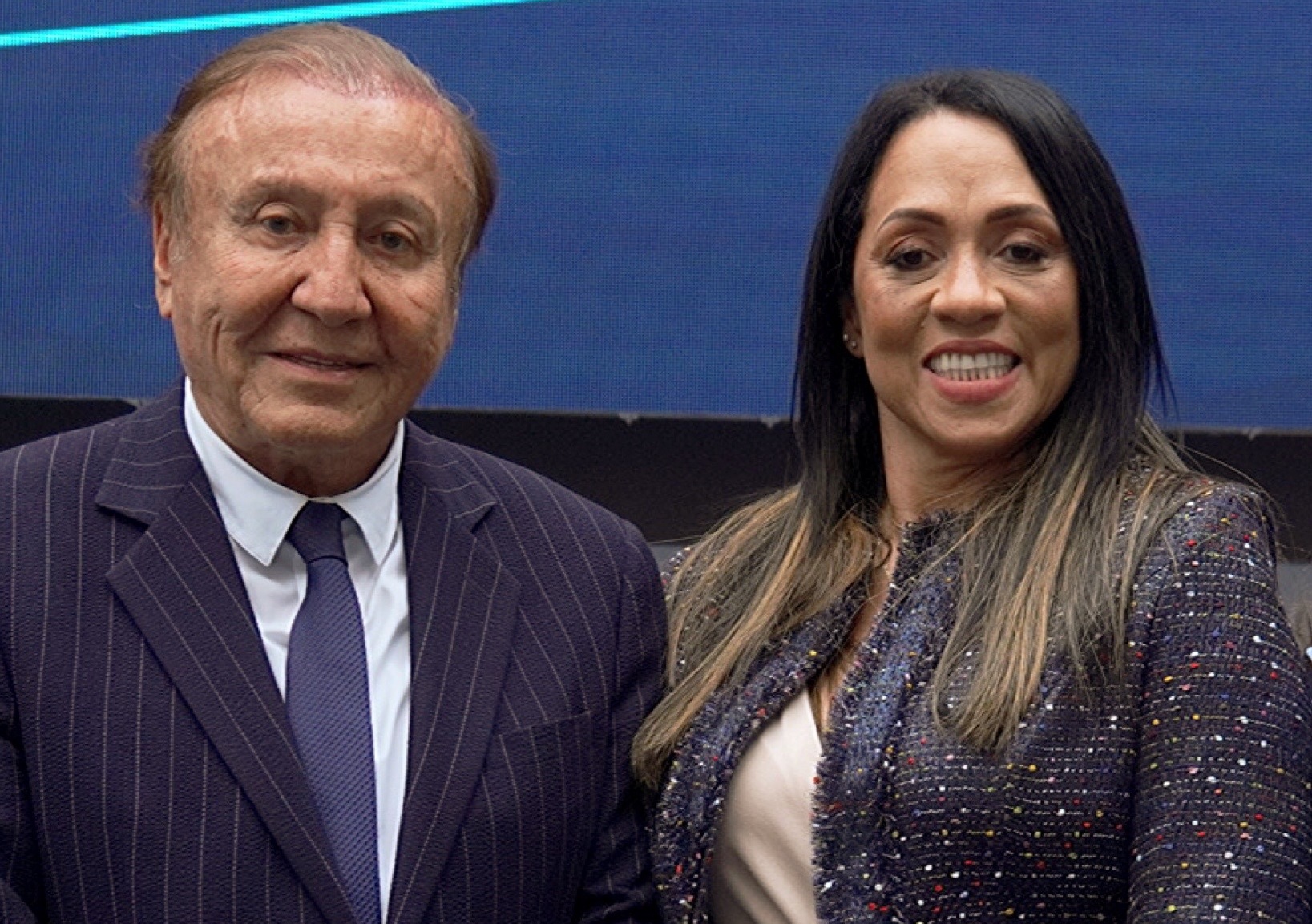 Arranca con Sesenta y Siete Mil Cuatrocientos Quince Millones de Pesos y Partido Político Nuevo el Ingeniero Rodolfo Hernandez