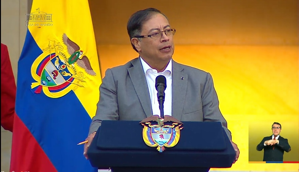 Conoce algunas cosas del proyecto de reforma a la salud que presentó Gustavo Petro al Congreso este lunes