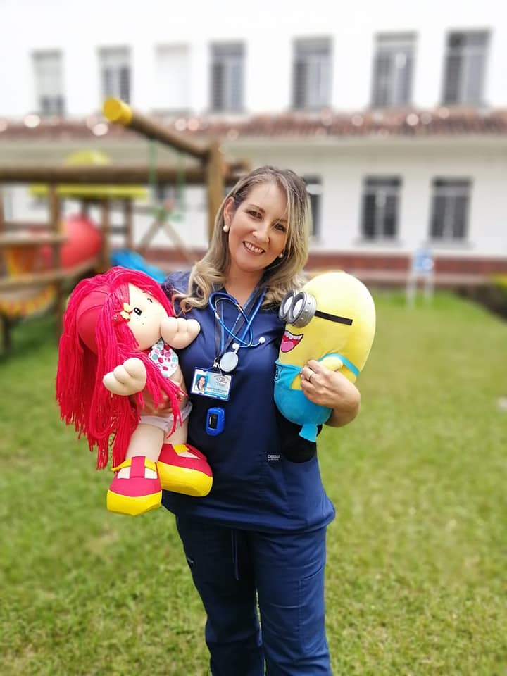 “LOS CORRILLOS DEL PARQUE CALDAS  DICEN Y RESALATAN  : LA NUEVA COMEDIA QUE LLEGA A POPAYAN “LA VARONESA A LA ALCALDIA POR CENTRO DEMOCRATICO