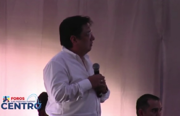 *¿Sabías porque los burros se revuelcan MÁS en esta época?* así quedo en video el espaldarazo que *José Julián Muñoz Ortiz* brindo a su jefe Hugo Bolaños al invitarlo a que aspirara a la alcaldía de Popayán