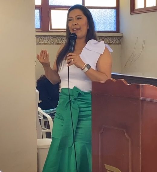 Exsecretaria de Educación departamental Yolanda Meneses la cual aspira a la Gobernación “Les saca sus trapitos” al Gobernador del Cauca