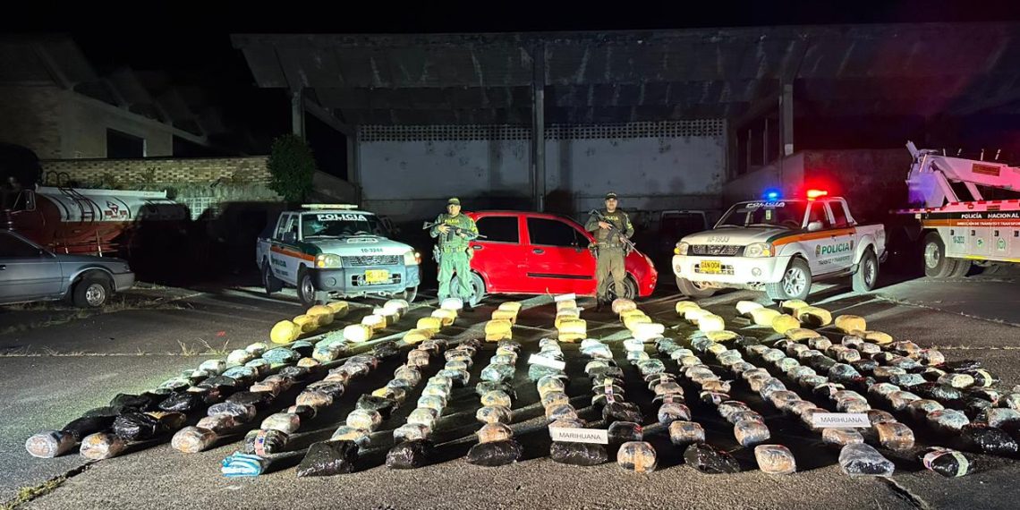 UN CARGAMENTO DE MARIHUANA, FUE INCAUTADO POR LAS AUTORIDADES AL NORTE DEL CAUCA
