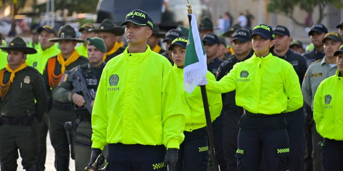 El regreso de la Policía Comunitaria para contener el conflicto social y el apoyo internacional  de Policía para combatir el multicrimen son dos de los ejes expuestos por el general Salamanca.