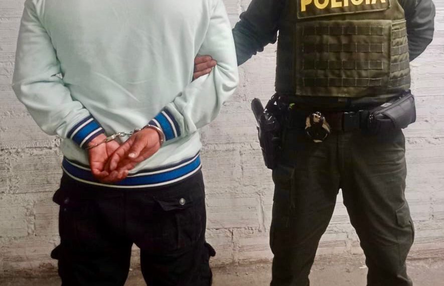 En la comuna ocho de Popayán, sorprendieron a un hombre portando un arma traumática.