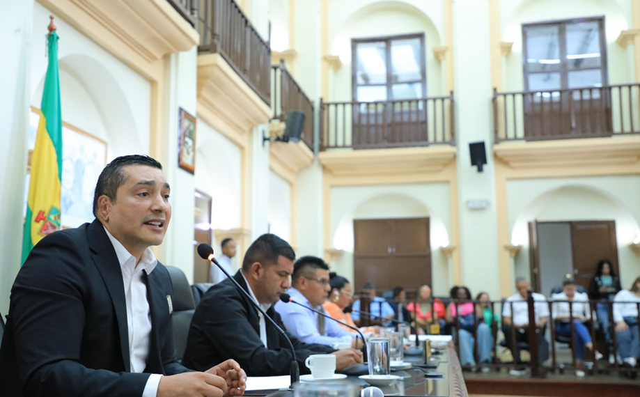 Gobernador instala último periodo de sesiones ordinarias en la Asamblea Departamental