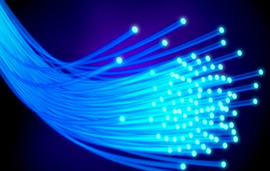 En 1969, se logró la primera conexión entre dos lugares distantes en Estados Unidos, usando la tecnología desde entoces iniciaron los Grandes Cambios a la Civilizacion.