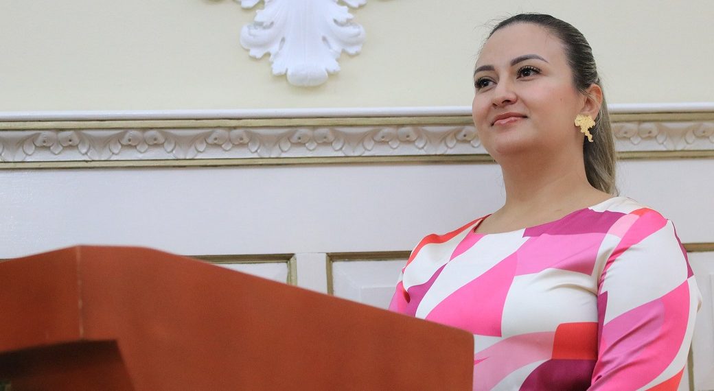 Laura Carlosama, una de las periodistas más influyentes del departamento Caucano, se nos va para el Huila a la Escuela Superior de Administración Pública