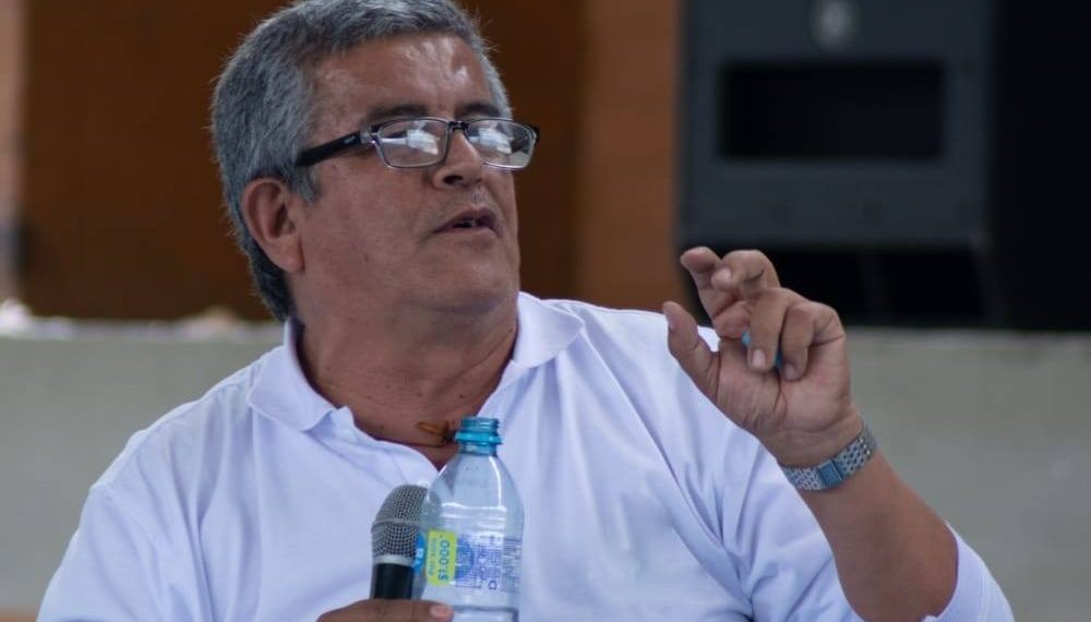 Crítica al gobierno, apoyo al proyecto progresista