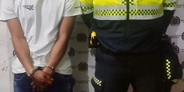 Capturan a hombre buscado por tentativa de homicidio en barrio La Paz de Popayán.