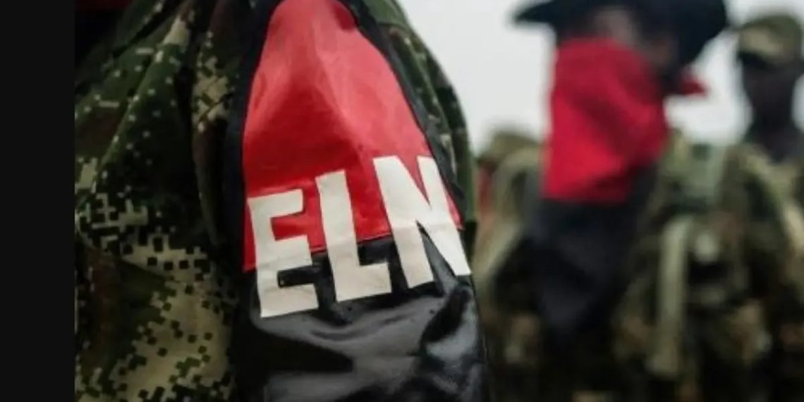 El ELN anuncia un paro armado de 48 horas en el Chocó, chocando con el Ejército colombiano.
