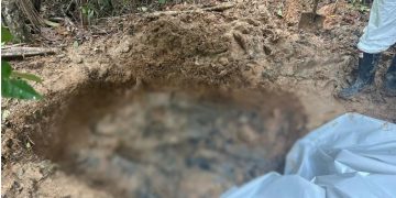 Ocho líderes sociales y religiosos, desaparecidos desde abril, fueron encontrados sin vida en una fosa común en Calamar fueron asesinados por disidencias de las FARC