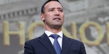 El ministro de Defensa de Colombia desmiente la baja moral de la tropa para combatir delincuentes y grupos armados ilegales