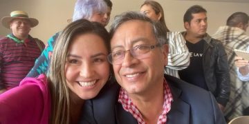 *Un Cambio de Seis Días: La Farsa de la Renovación en Colombia*