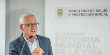 Exministros y exviceministros de Salud critican el Decreto 0858 de 2025, señalando que impone un modelo de salud sin respaldo legal ni técnico