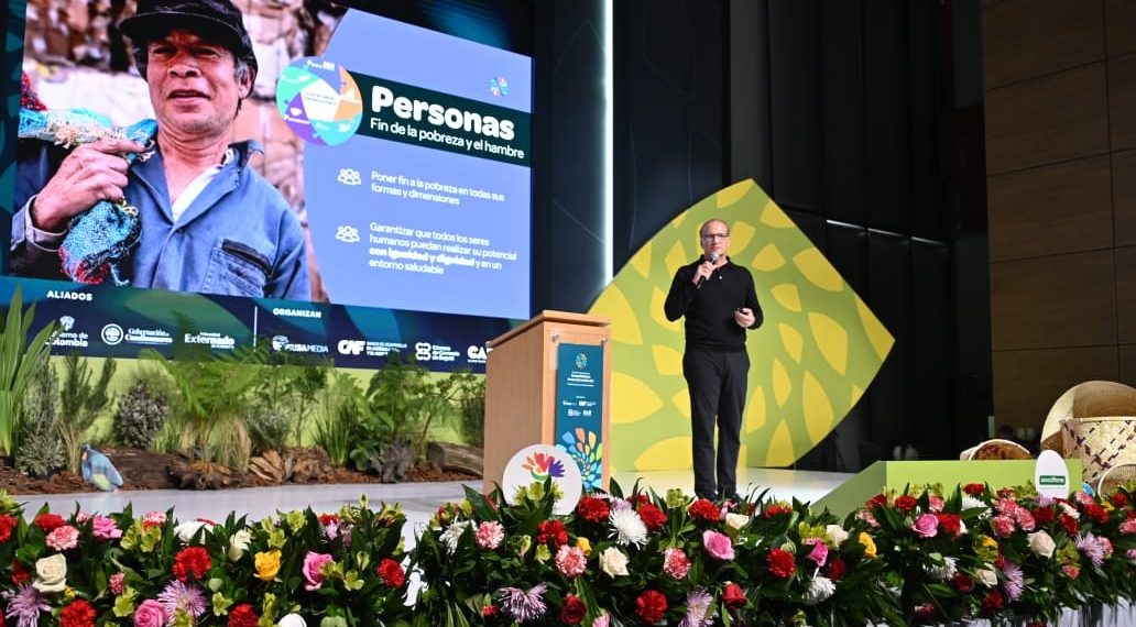 *La Sostenibilidad Como Eje de Negocio lo Confirma “URBASER” en la Cumbre de Sostenibilidad de la “CAR”*