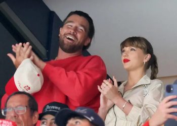 Más Allá de la Zona de Anotación: La Historia de Travis Kelce