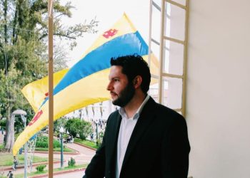 *La Inteligencia Artificial de la Tradición y el Futuro del Conservatismo Caucano*