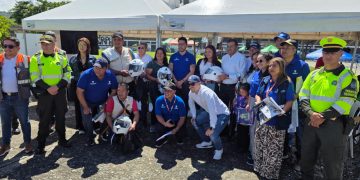 Las Vías son de Todos: Un Compromiso por la Seguridad Vial que nos Une