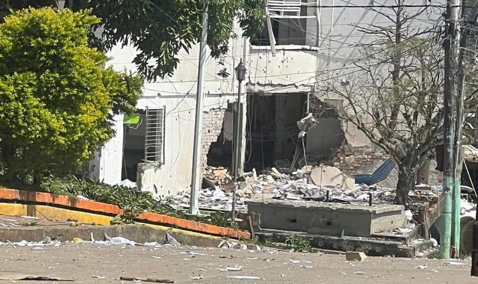 *Los Ecos del Terror: El Cinismo Político Ante la Tragedia del Cauca*
