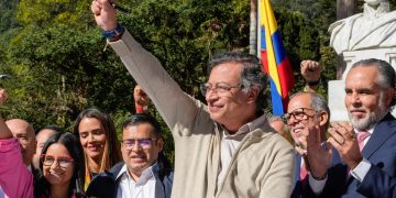 El despertar de un derecho: La noche vuelve a las 7:00 p.m.